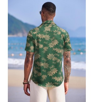 Short-sleeved shirt with gold maple leaf pattern